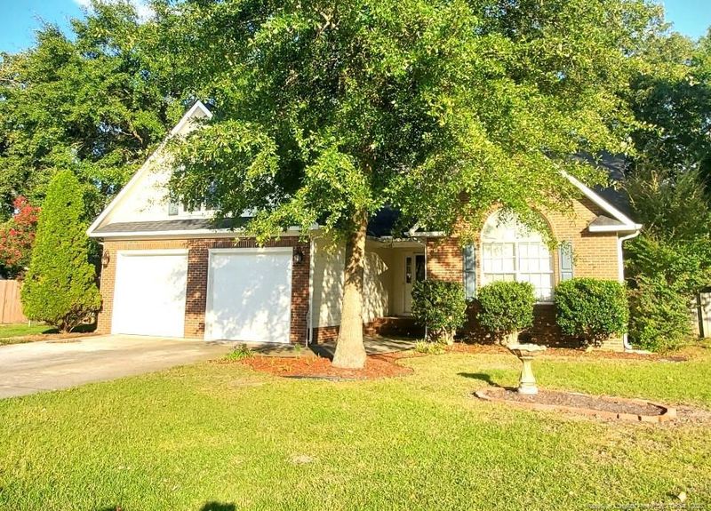 1515 Ridgemont Pl, Fayetteville, NC 28314