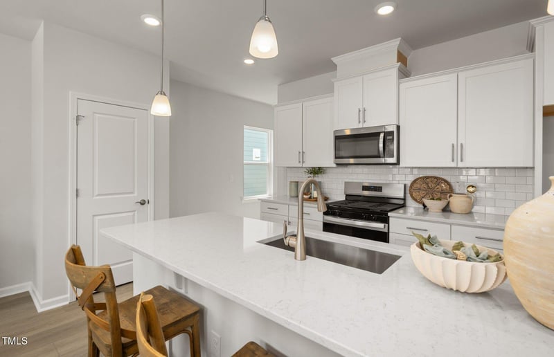 1515 Tamarisk Ln, Durham, NC 27703