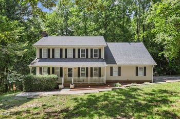 1516 Andersonwood Dr, Fuquay Varina, NC 27526