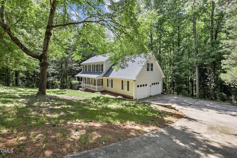 1516 Andersonwood Dr, Fuquay Varina, NC 27526