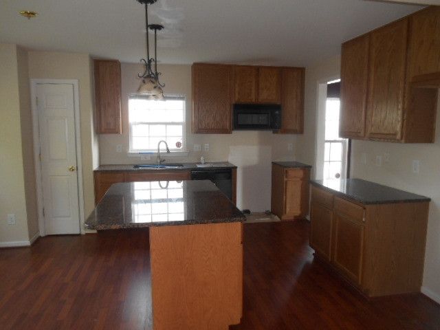 1516 Cricket Ridge Dr, Raleigh, NC 27610