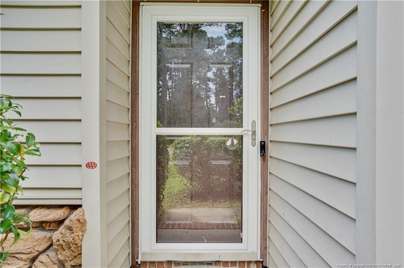 1516 Doncaster Dr, Fayetteville, NC 28304