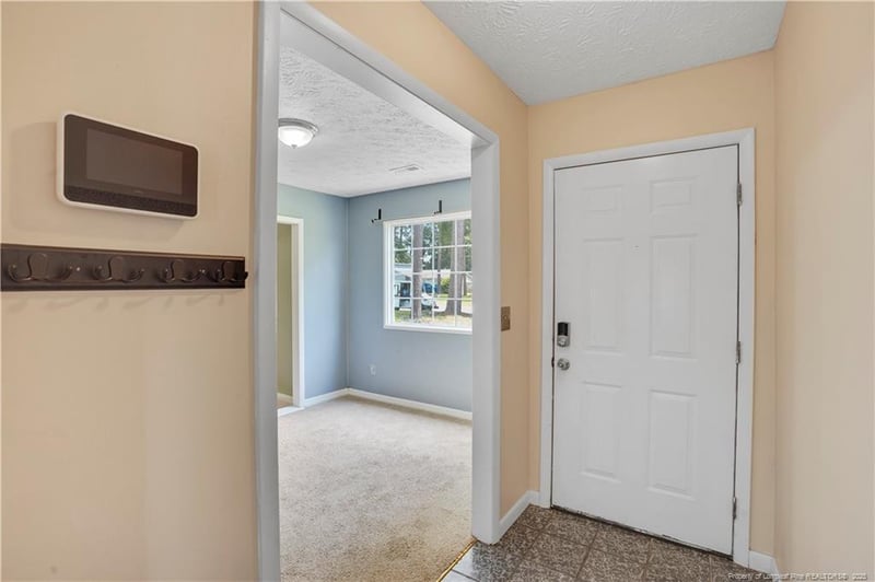 1516 Doncaster Dr, Fayetteville, NC 28304