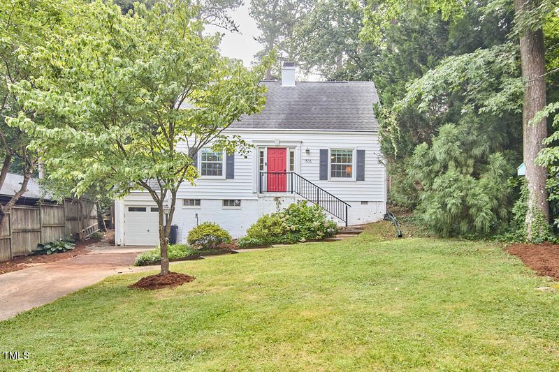 1516 Edgevale Rd, Durham, NC 27701