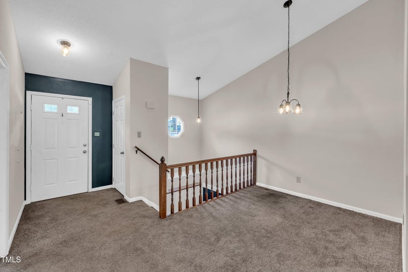 1516 Hemphill Dr, Raleigh, NC 27609