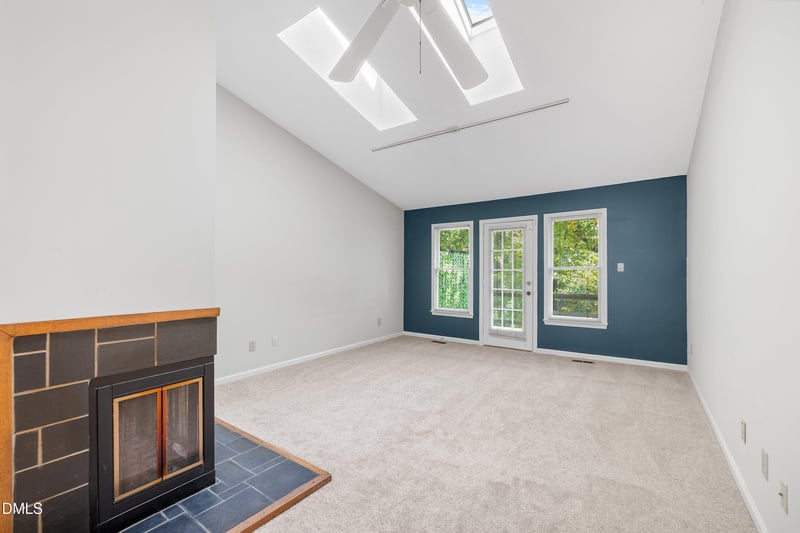 1516 Hemphill Dr, Raleigh, NC 27609