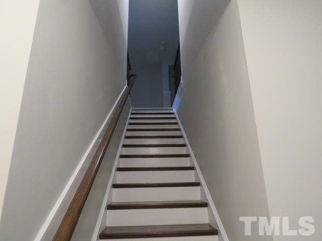 1517 Catch Fly Ln, Durham, NC 27713