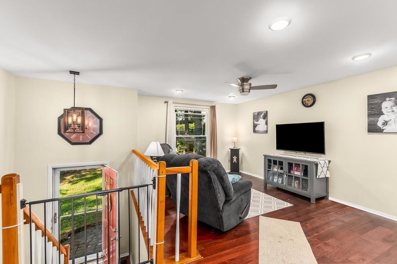 1517 Cotherstone Dr, Durham, NC 27712