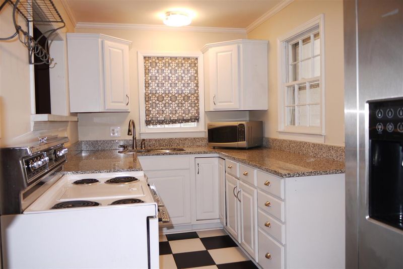 1517 Duplin Rd, Raleigh, NC 27607