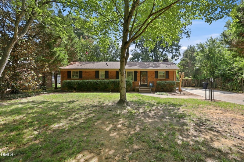 1517 Edith St, Burlington, NC 27215