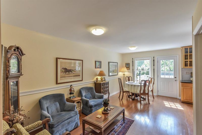 1517 Jo Mac Rd, Chapel Hill, NC 27516