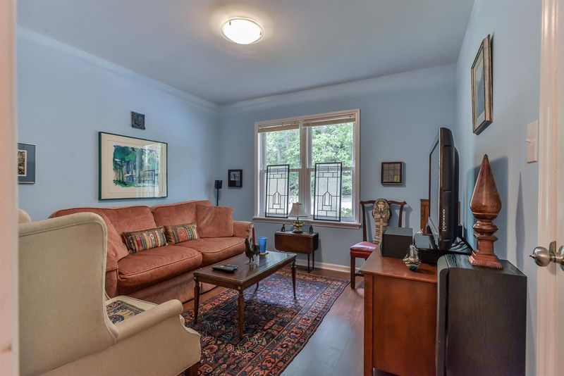 1517 Jo Mac Rd, Chapel Hill, NC 27516