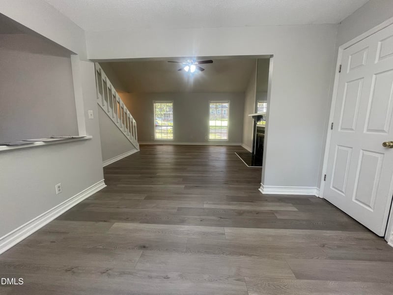 1517 Laughridge Dr, Cary, NC 27511