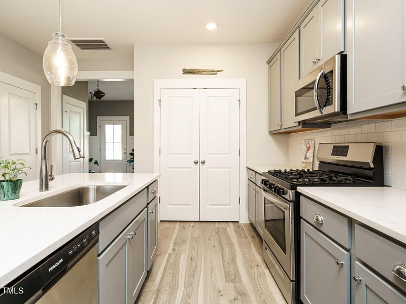 1517 Millrock Trl, Wendell, NC 27591