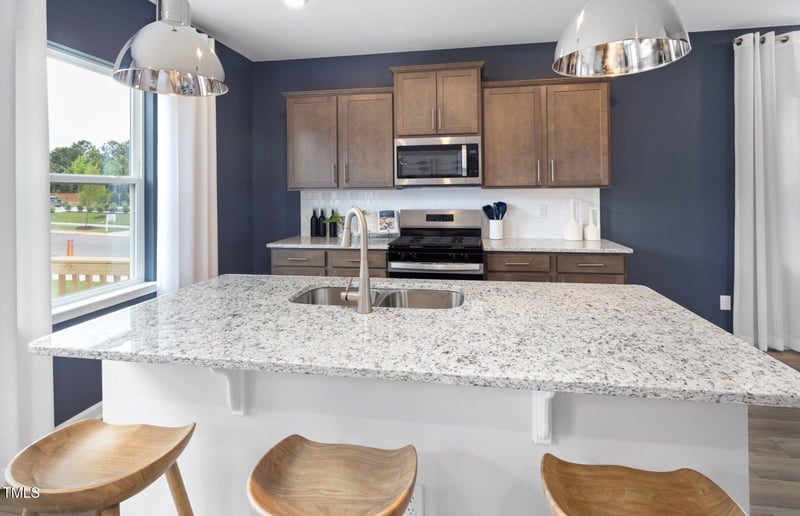 1517 Tamarisk Ln, Durham, NC 27703