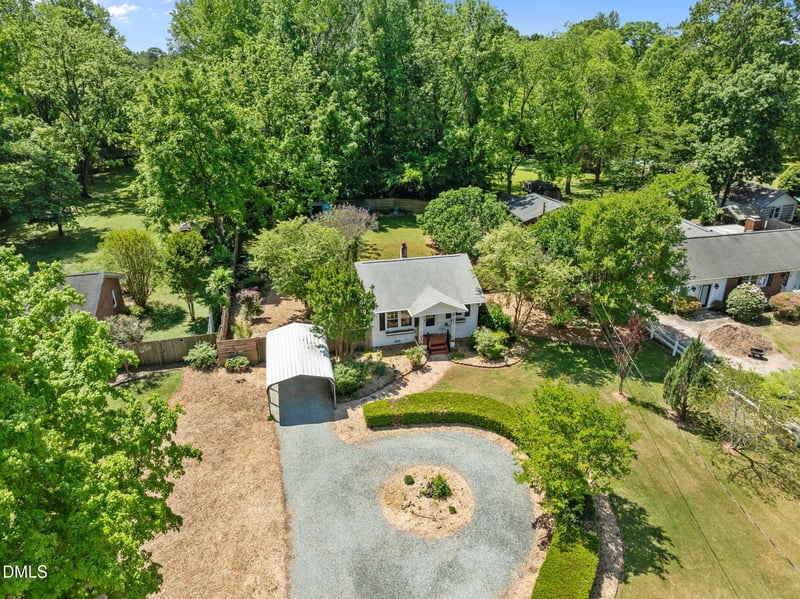 1517 Us 70a, Hillsborough, NC 27278