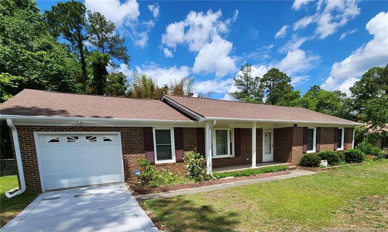 1519 Palmer Dr, Fayetteville, NC 28303