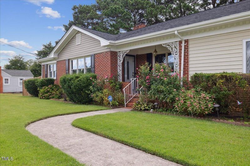 1519 Sherron Rd, Durham, NC 27703
