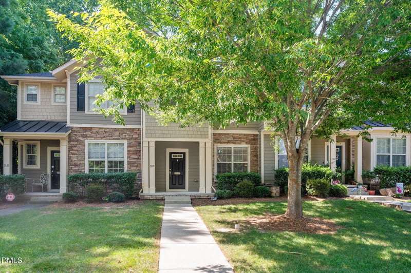 1519 Waterland Dr, Apex, NC 27502