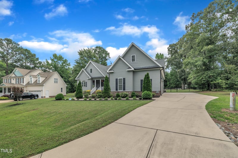 152 Abundant Ave, Angier, NC 27501