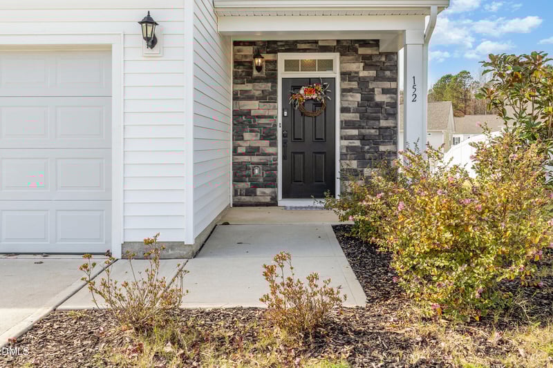 152 Antler Steel Dr, Clayton, NC 27527