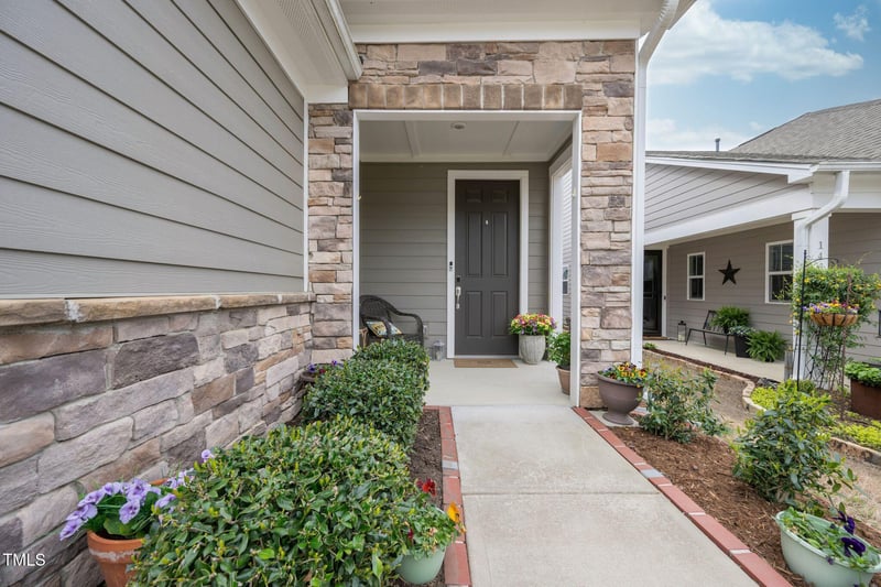 152 Azure Mist Dr, Raleigh, NC 27610
