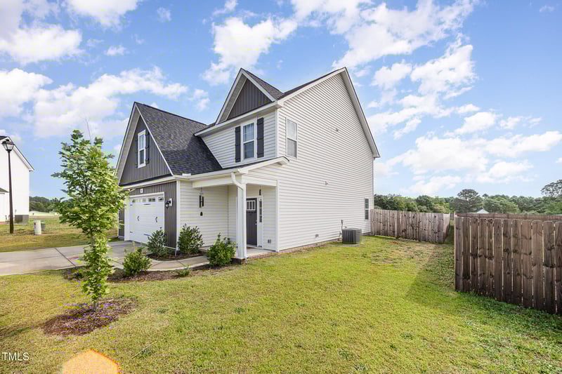 152 Briar Den Ct, Benson, NC 27504