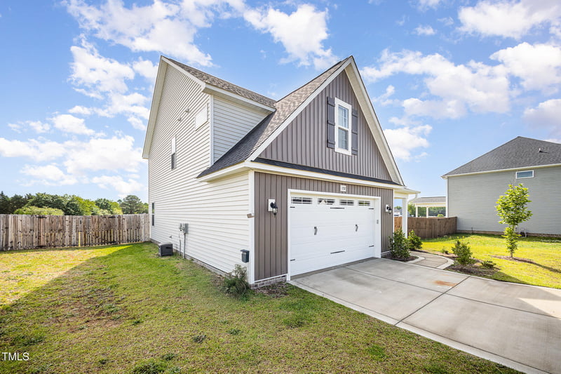 152 Briar Den Ct, Benson, NC 27504
