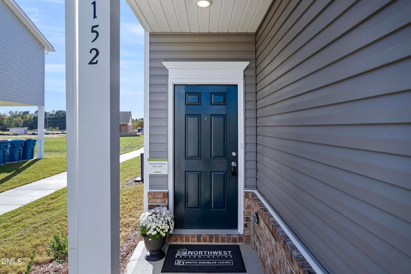 152 Bruce Dr, Dunn, NC 28334