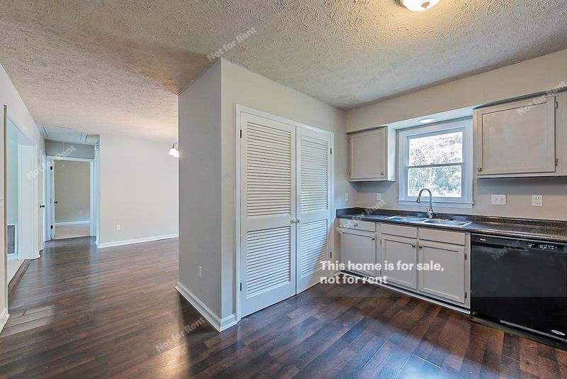 152 Canyon Rd, Clayton, NC 27520