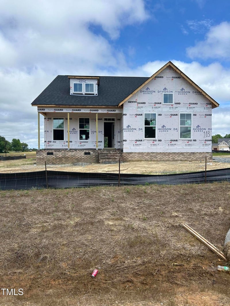 152 Cultivator Ct, Angier, NC 27501