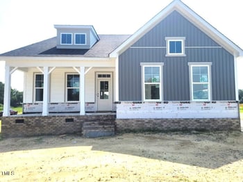 152 Cultivator Ct, Angier, NC 27501