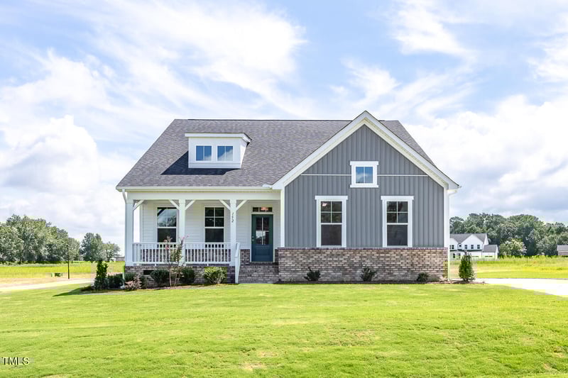 152 Cultivator Ct, Angier, NC 27501
