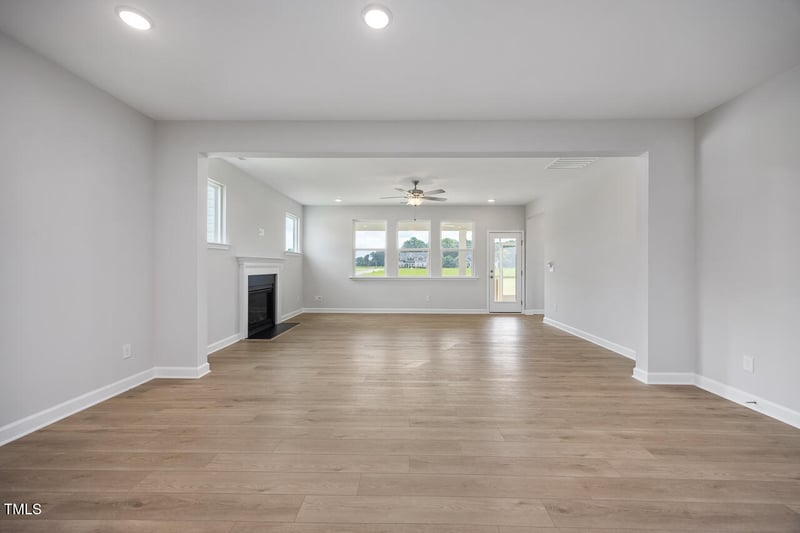 152 Cultivator Ct, Angier, NC 27501