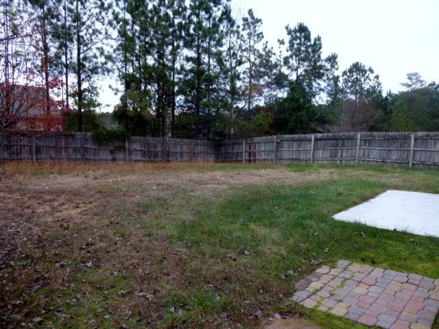 152 Fairford Dr, Holly Springs, NC 27540