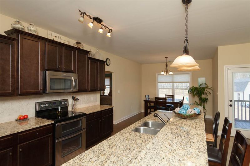 152 Hazelnut Ln, Smithfield, NC 27577