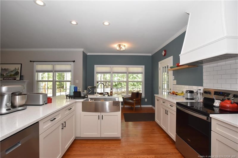 152 Lakeforest Trl, Sanford, NC 27332