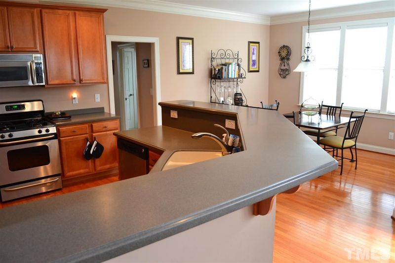 152 Leafycreek Dr, Morrisville, NC 27560