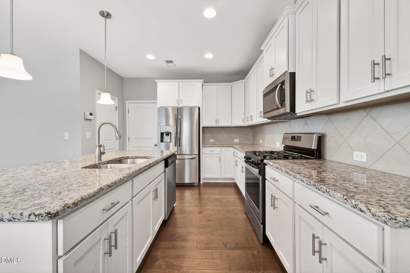 152 E Ravano Dr, Clayton, NC 27527