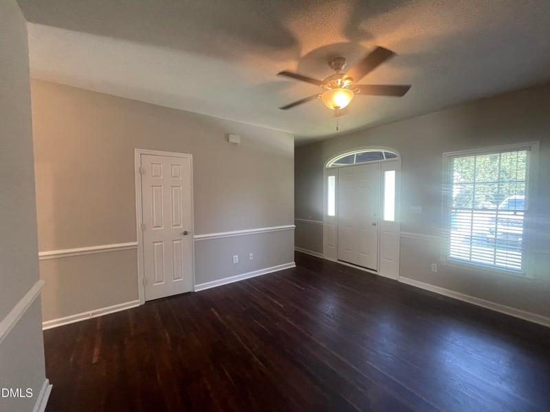 152 Rollingwood Dr, Dunn, NC 28334