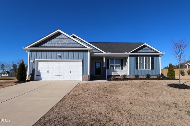 152 Springtooth Dr, Zebulon, NC 27597