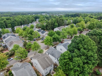 152 Trayesan Dr, Holly Springs, NC 27540