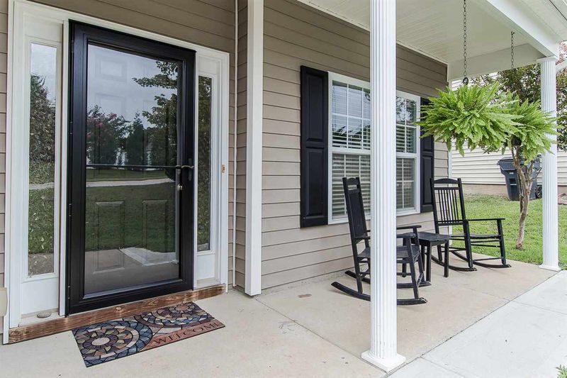 152 Trevor Ridge Dr, Holly Springs, NC 27540
