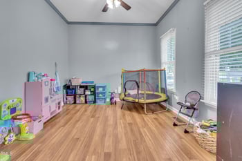 1520 Grassy Branch Dr, Fayetteville, NC 28304