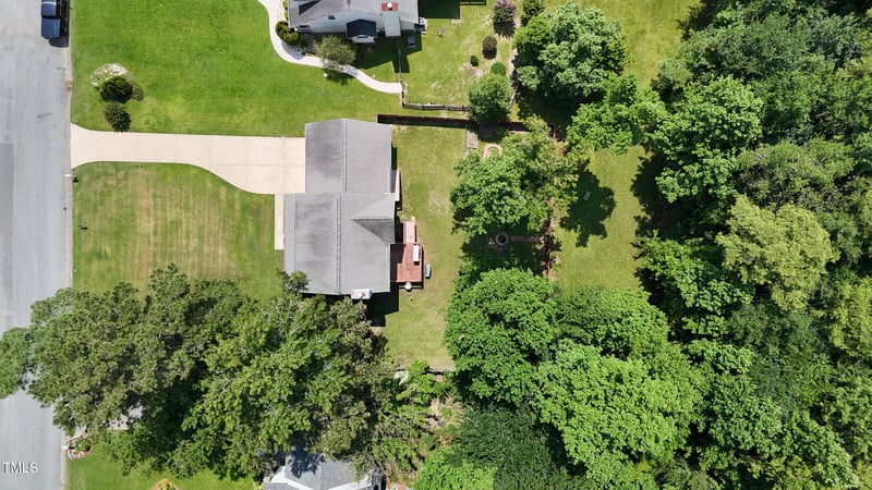 1520 Grassy Branch Dr, Fayetteville, NC 28304
