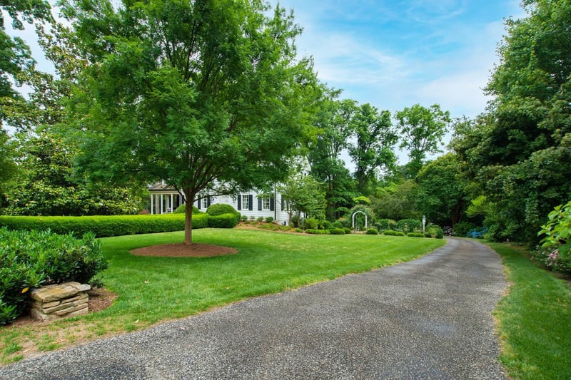 1520 Jarvis St, Raleigh, NC 27608
