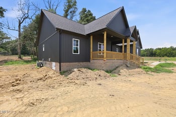 1520 Pack Ln, Mebane, NC 27302
