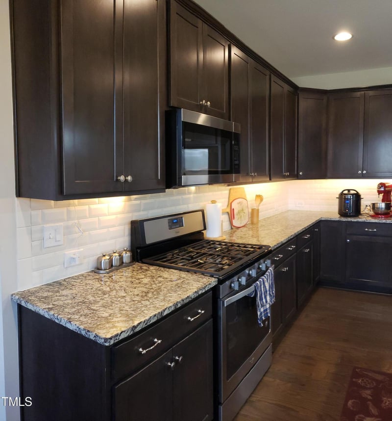 1520 Village Grove Ct, Hillsborough, NC 27278