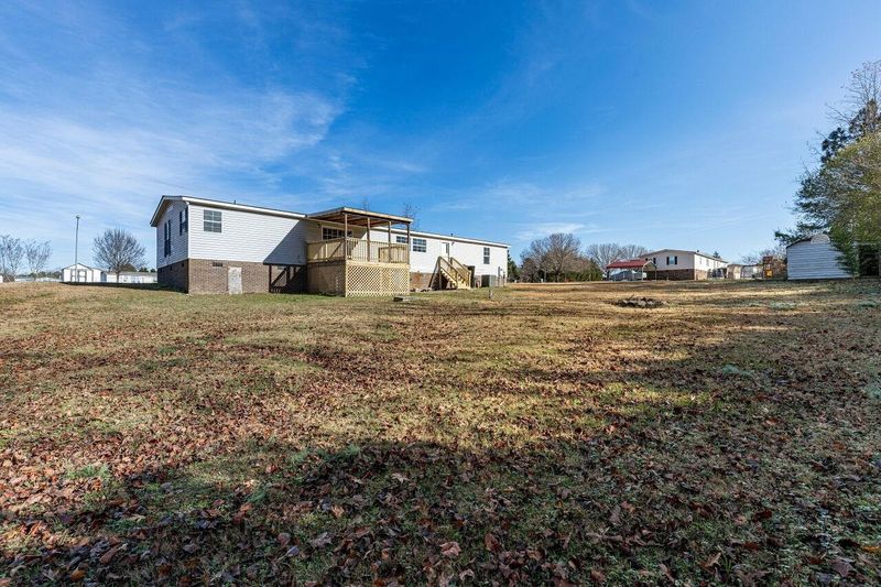 1520 Willow Downs Cir, Willow Springs, NC 27592