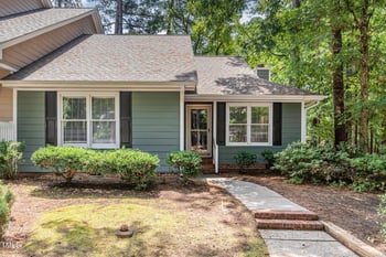 1520 Woodcroft Dr, Raleigh, NC 27609